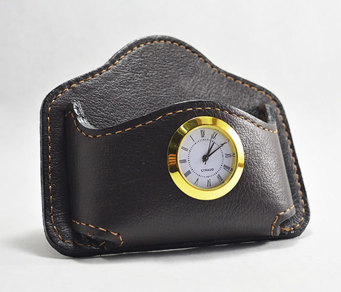 Porta tarjetas con Reloj Pecarí