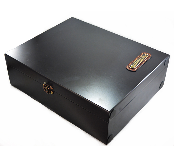 Caja de champagne con dos copas